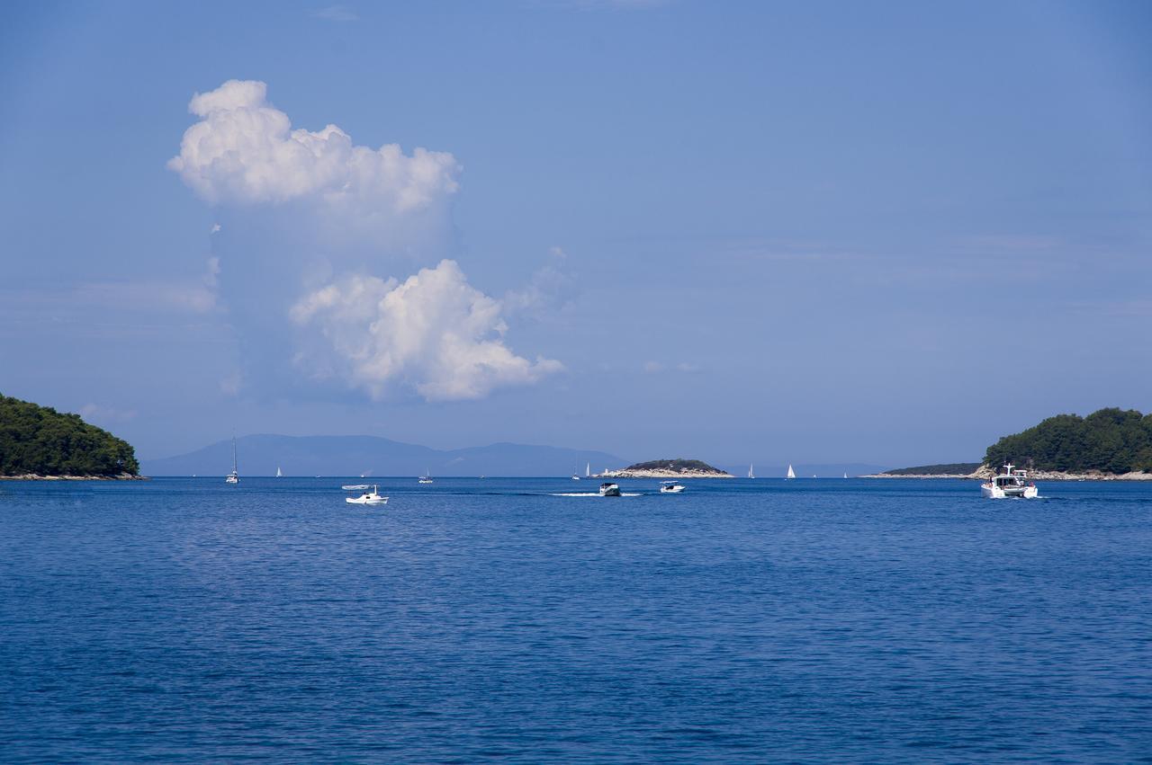 Apartments Vela Luka Dış mekan fotoğraf